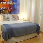 Family House ホステル