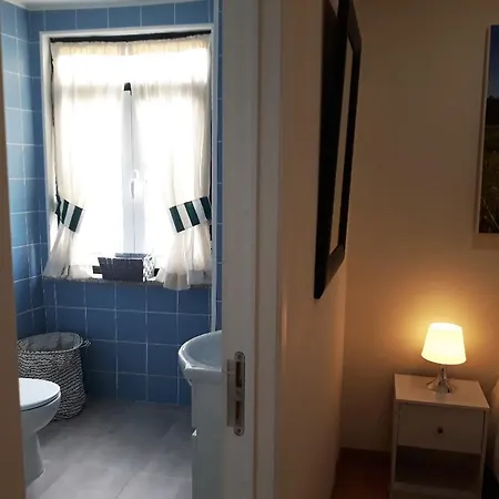 אכסניה Family House *