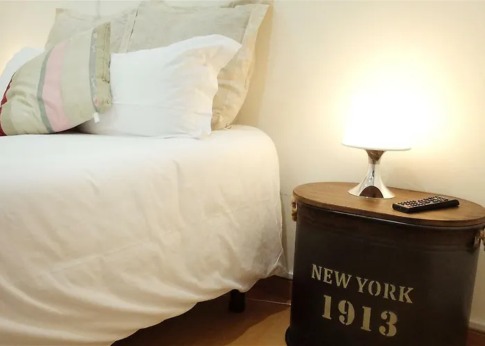 Family House Hostel *