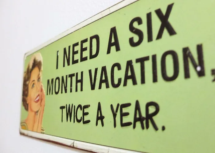 Family House * אבאירו